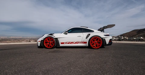2023-porsche-911-gt3rs 2