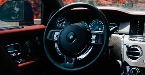 rolls-royce-cullinan 5