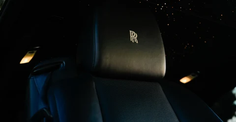 2017-rolls-royce-wraith 5