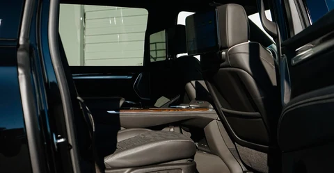 cadillac-escalade-esv 6