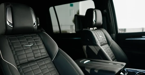 cadillac-escalade-esv 5